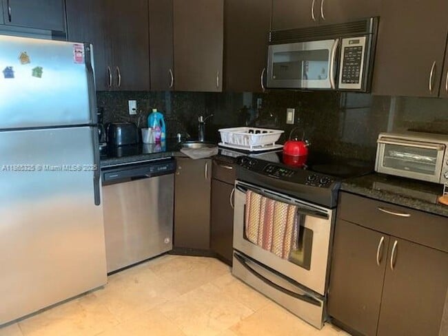 Photo - 100 Lincoln Rd Apartment