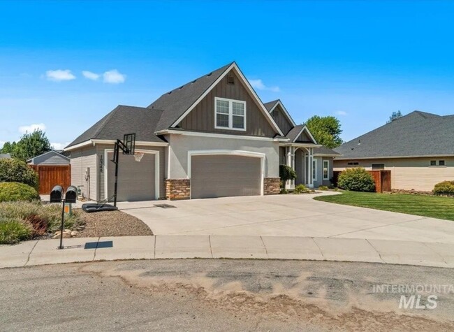 Building Photo - 10348 W Altair Dr
