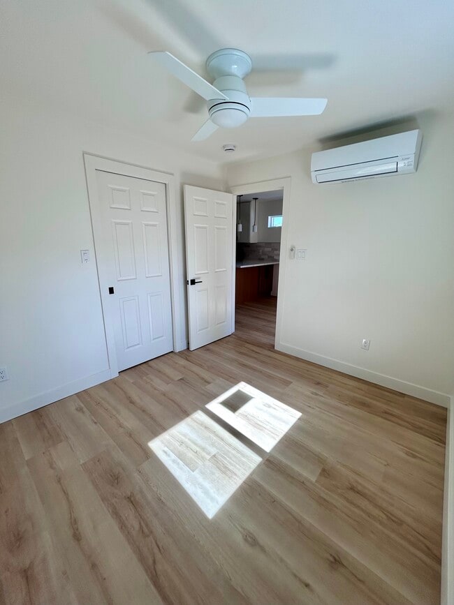 Building Photo - 8681 Fallbrook Way