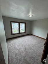 Building Photo - 736-738-738 Seymour Ave