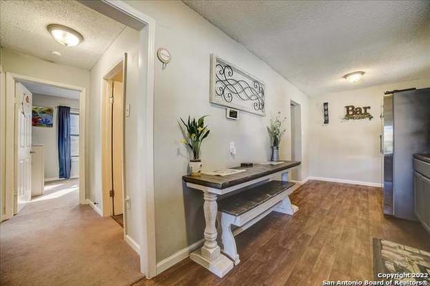 Foto del edificio - 102 Smallwood Dr