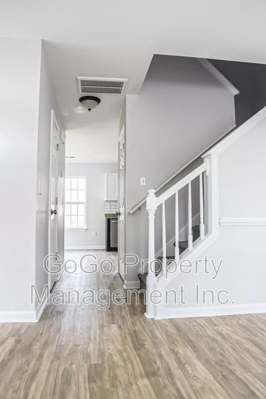 Foto del edificio - 105 Fairview Lake Way