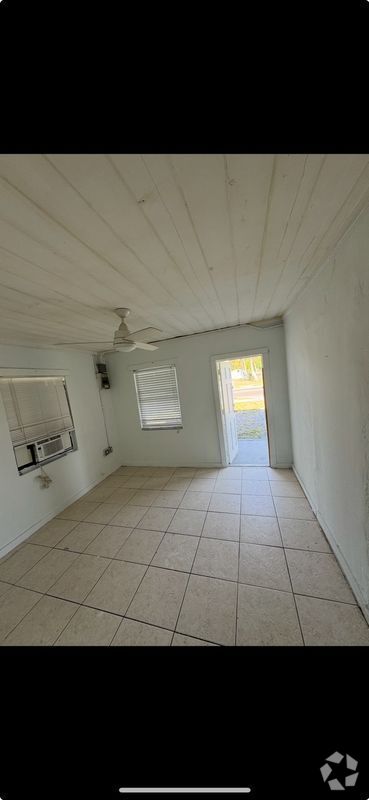 Building Photo - 808 N 17th St