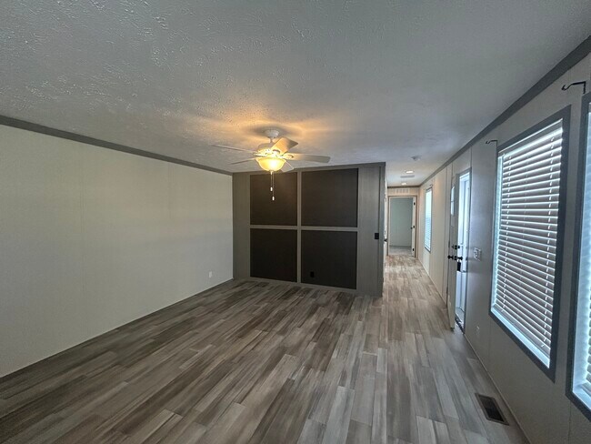 Foto del edificio - 783 Virginia