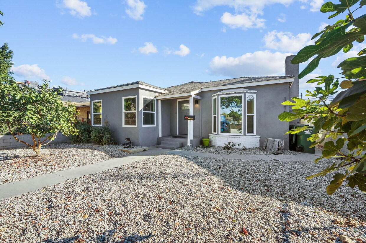 10318 Burin Ave, Inglewood, CA 90304 House Rental in Inglewood, CA