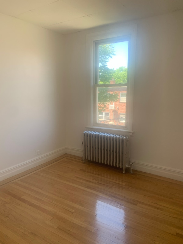 Foto del edificio - 861 Kinsella St
