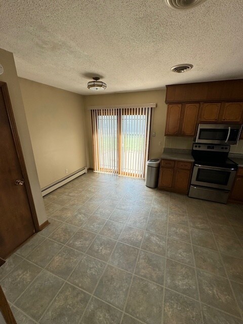 Foto del edificio - 902 Shannon Ln