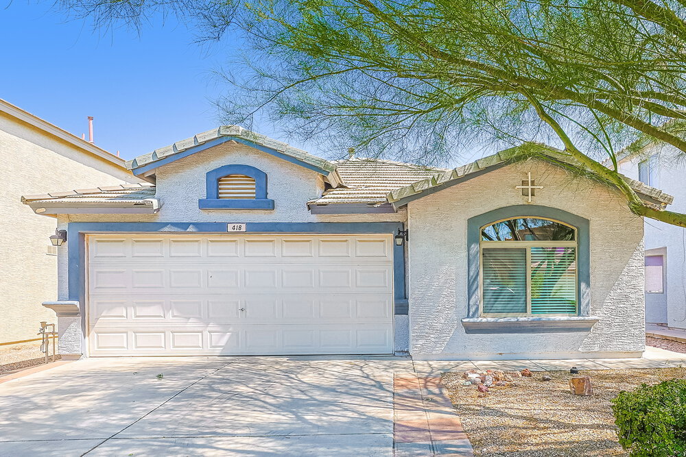 Foto principal - 418 E Penny Ln