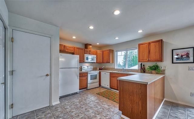 Foto del edificio - 2 bedroom in Everett WA 98203
