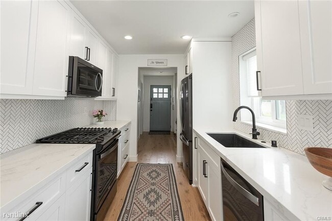 Building Photo - 3 br, 2 bath Townhome - 9686 Monte Carlo Cir