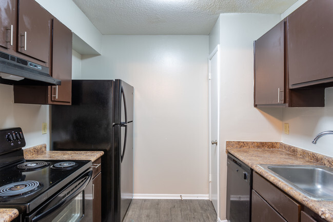 1BR,1BA - The Oaks