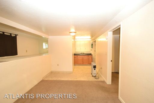 Building Photo - 272 N 10th St