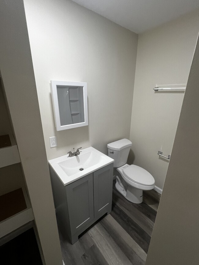 Foto del edificio - 551 N Lee Ave