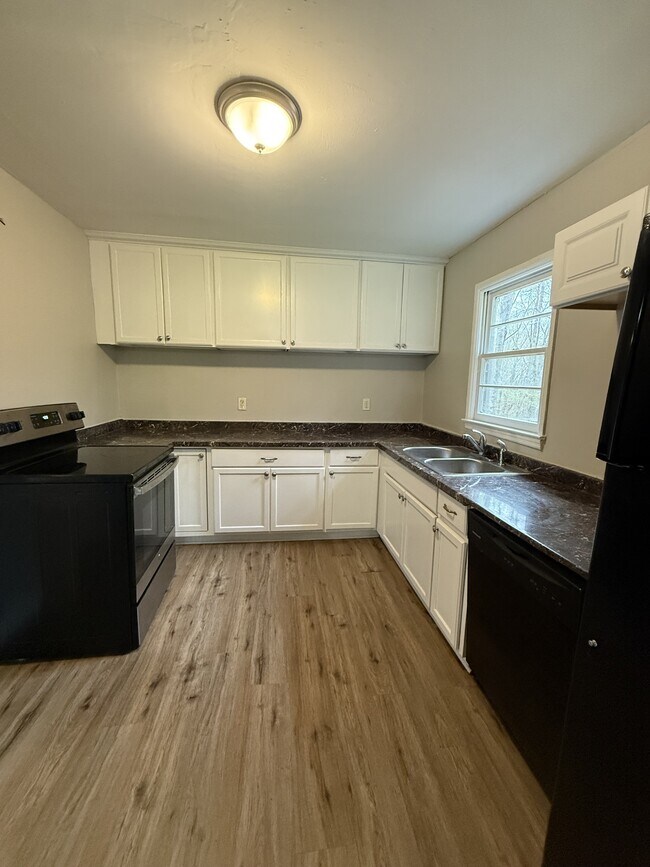 Foto del edificio - 5616 Cruce Rd