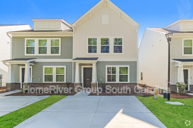 Building Photo - 823 Coburg Ln