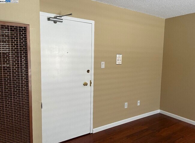 Foto del edificio - 117 Day St