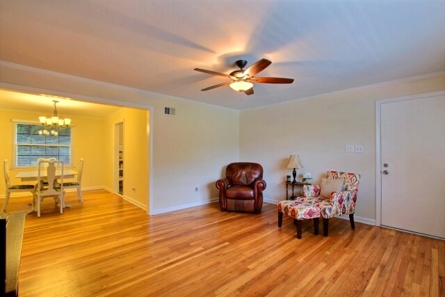 Foto del diseño de interior - 1-3 W 52nd St