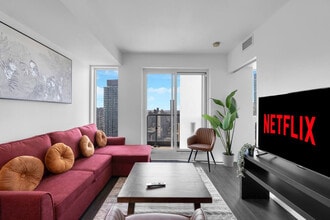 Building Photo - 251 Jarvis St