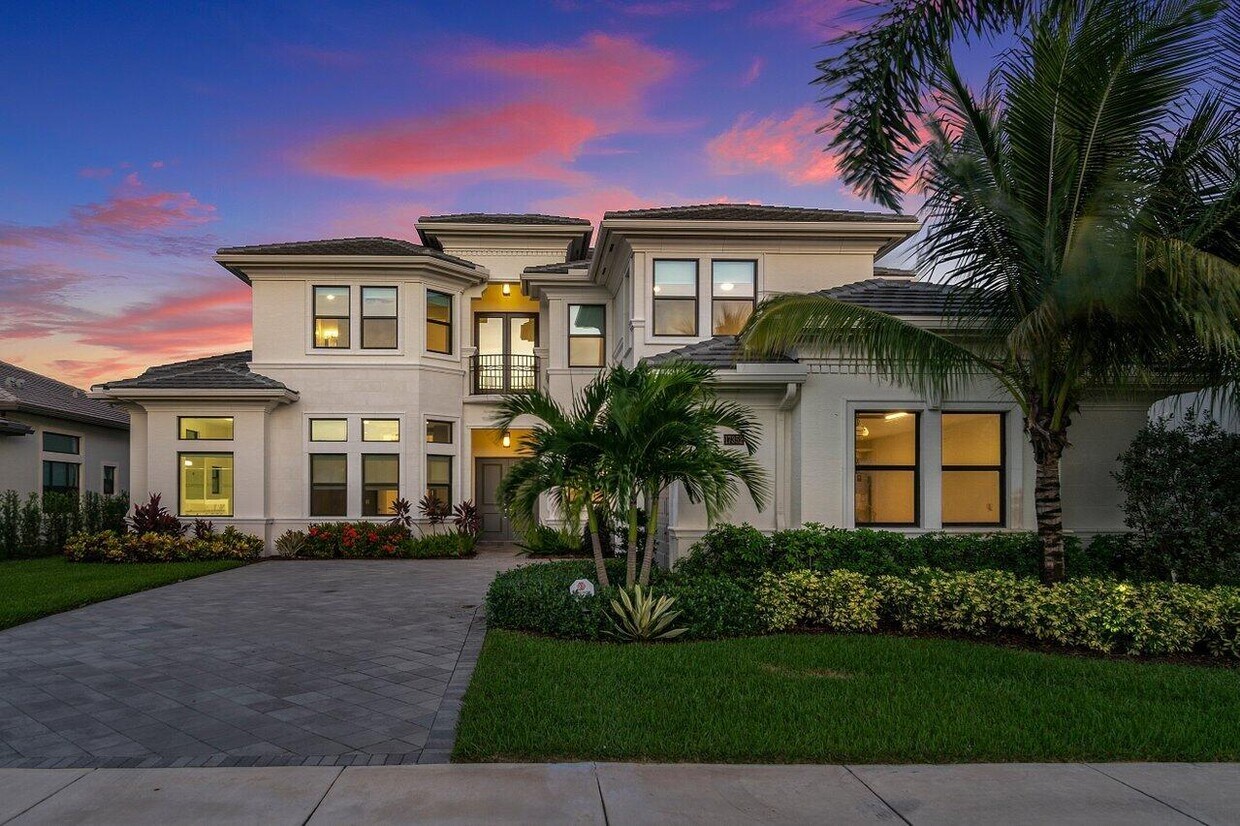 Foto principal - 17352 Rosella Rd