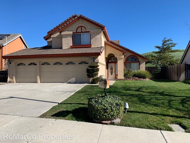 Building Photo - 4 br, 3 bath House - 4002 Folsom Dr