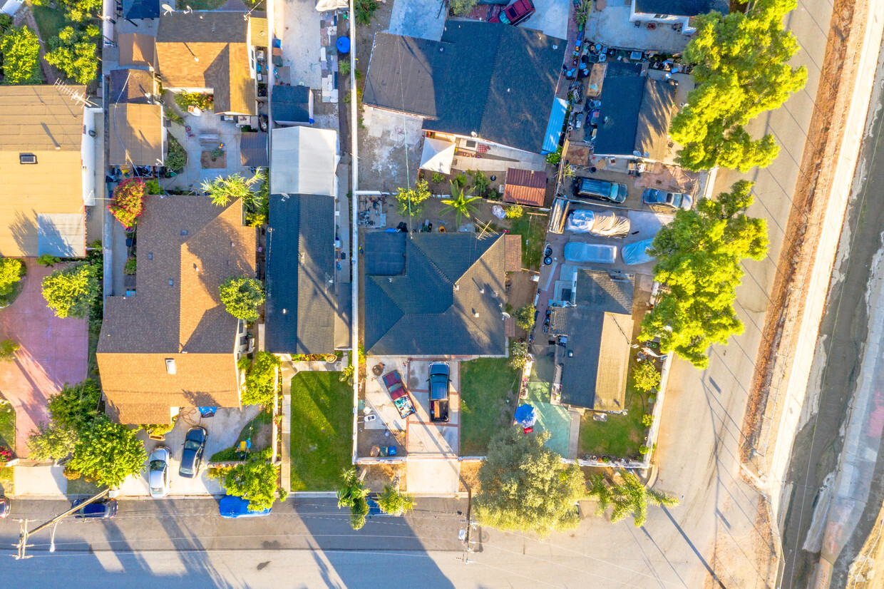 Aerial Photo - 11469 Azahar St