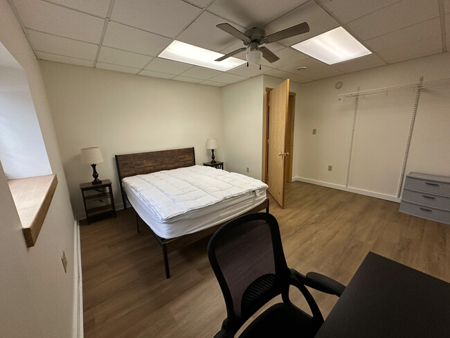 Building Photo - Dodgeville Apartments