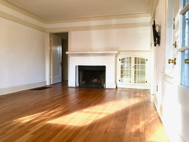 sala de estar - 3512 Pershing Ave
