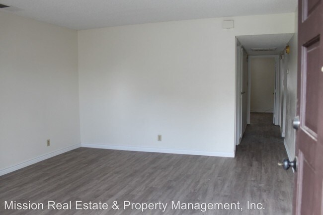 Building Photo - 2501 Bea Ct