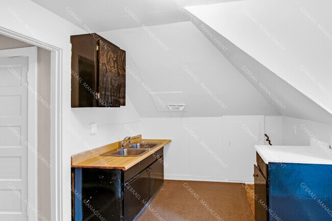 Foto del edificio - 2302 N Oakley St