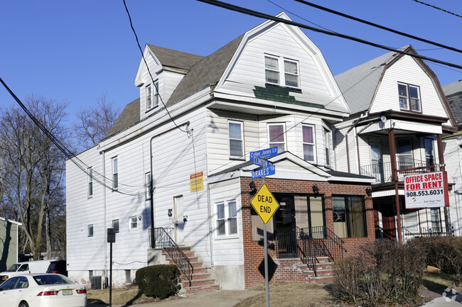 Building Photo - 1233 Clinton Ave