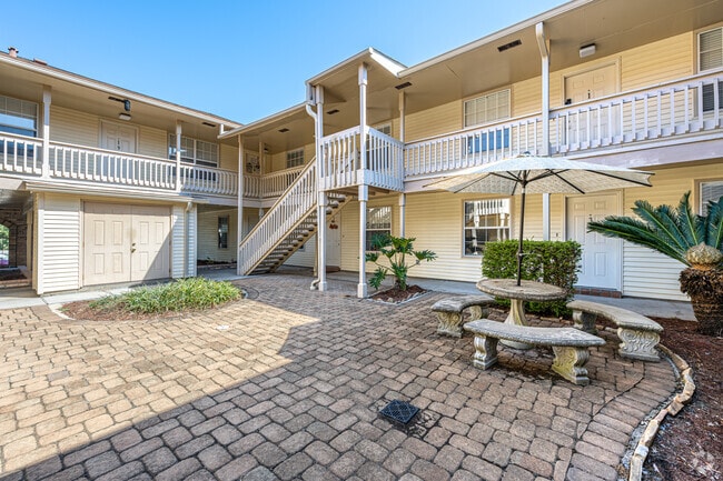 Patio - Northshore Villas