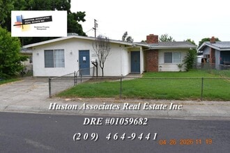 Building Photo - 3936 Dennis Ave