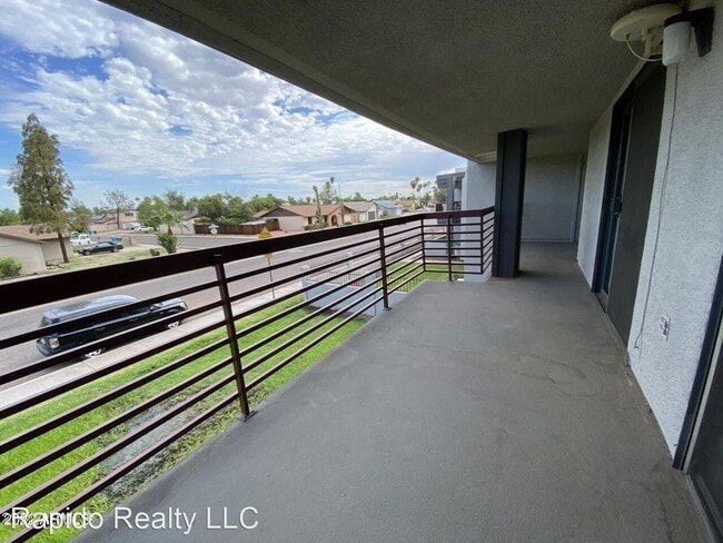 Building Photo - 2 br, 2 bath House - 3434 W. Danbury Dr. A210