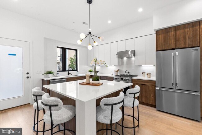 Foto del edificio - 261 Delmar St