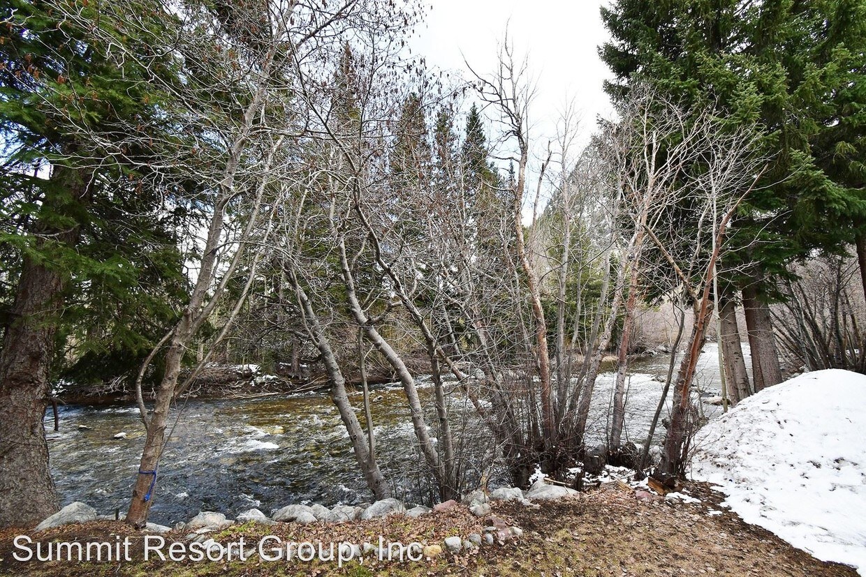 Primary Photo - 2 br, 2 bath House - 121 Forest Drive Unit C