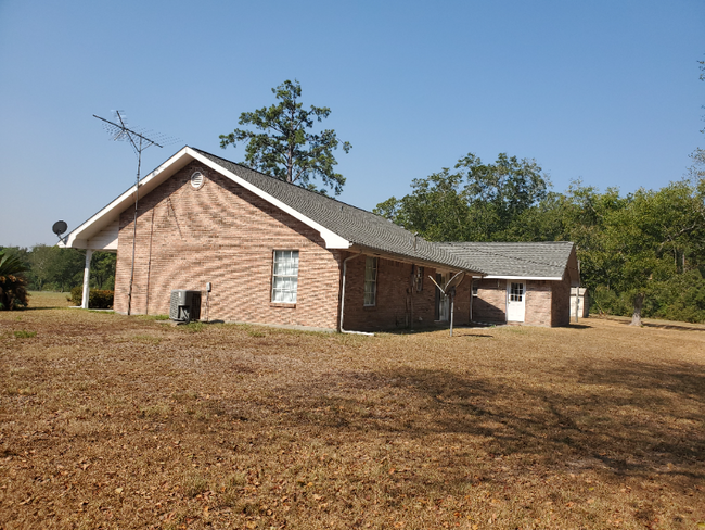 Building Photo - 1139 State Rte 394