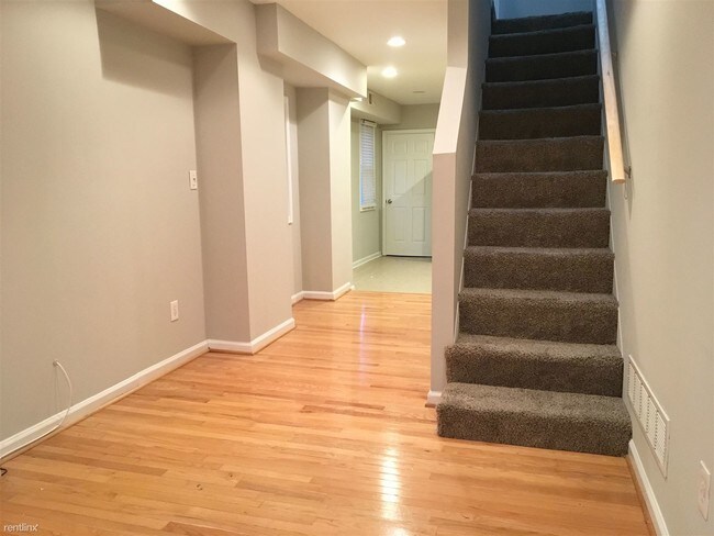 Building Photo - 2 br, 2 bath House - 305 S Castle St 305