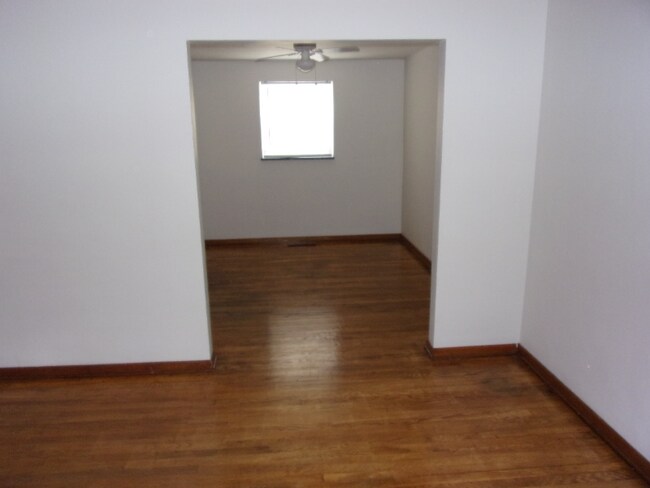 Foto del edificio - 2802 Rowland Ave NE