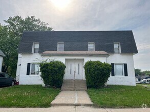 Building Photo - 618 N 16th St