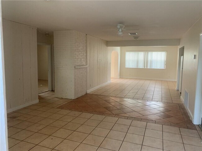 Foto del edificio - 6410 Coolidge St