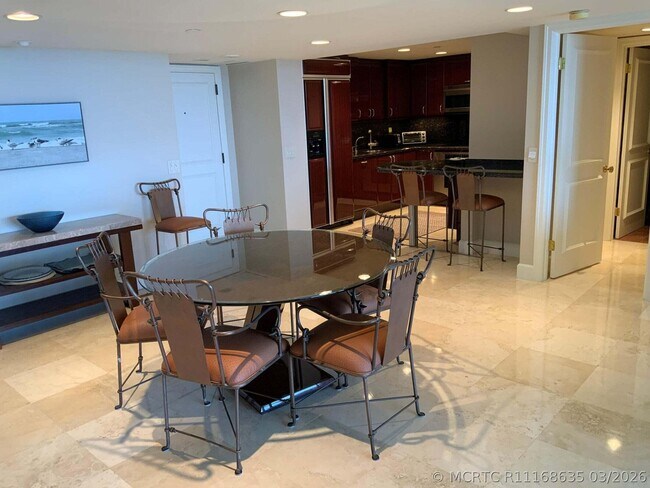 Foto del edificio - 4201 N Ocean Blvd