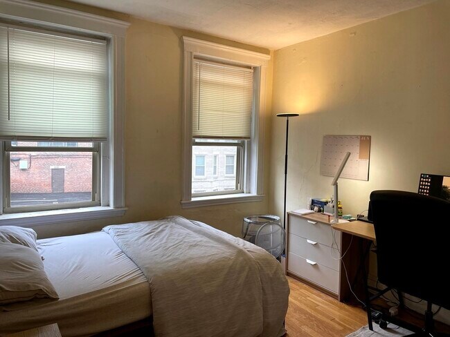 Foto del edificio - 32 Ransom Rd