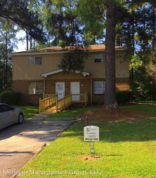 Building Photo - 2139b Meriwood Dr