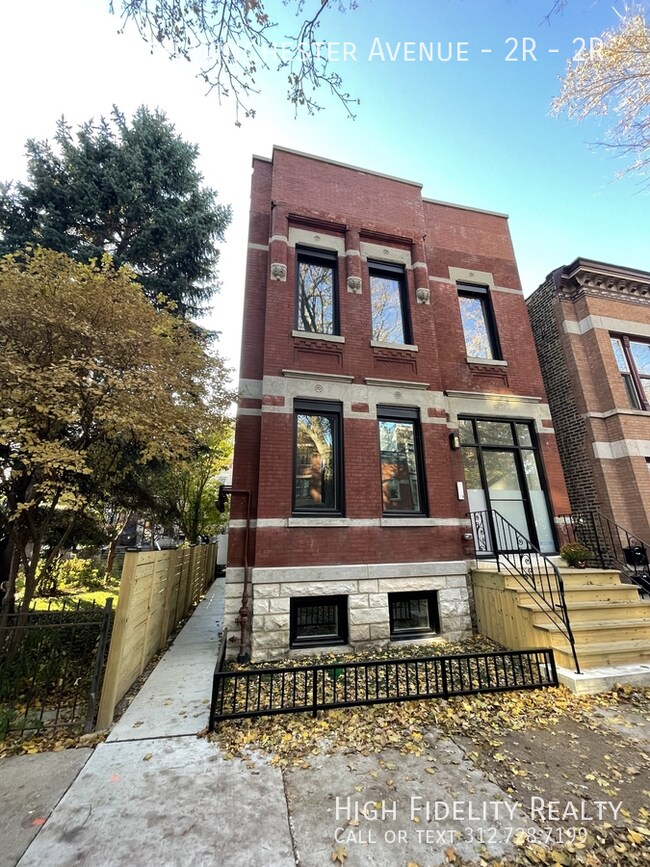 Building Photo - 822 N Winchester Ave
