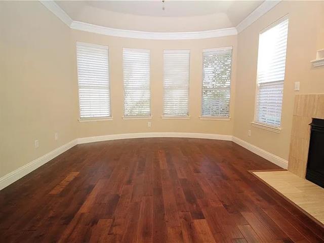 Foto del edificio - 1126 Arbor Park Dr