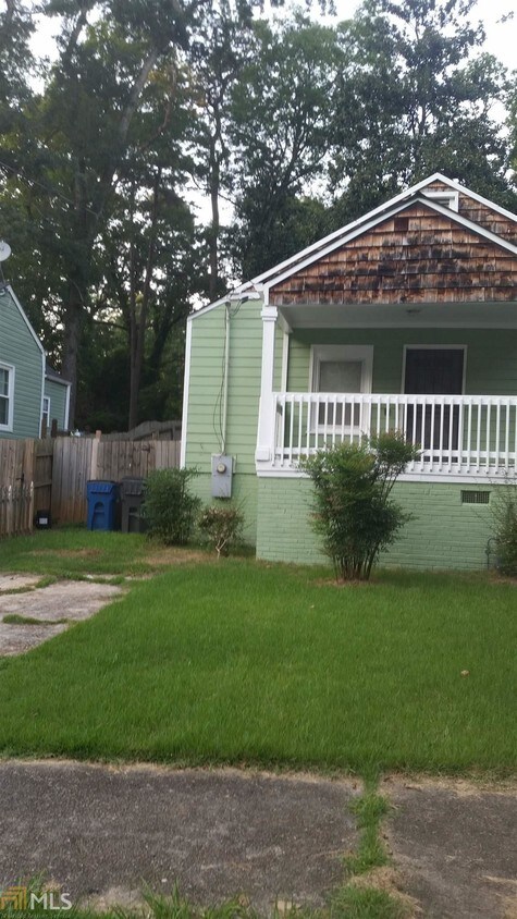 Foto principal - 1477 St Francis Ave