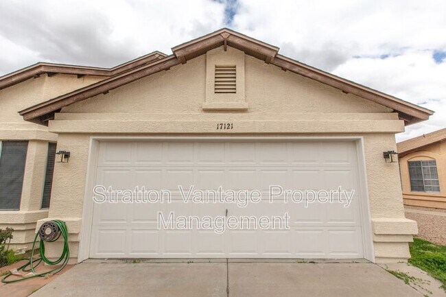 Foto del edificio - 17121 N Larkspur Ln