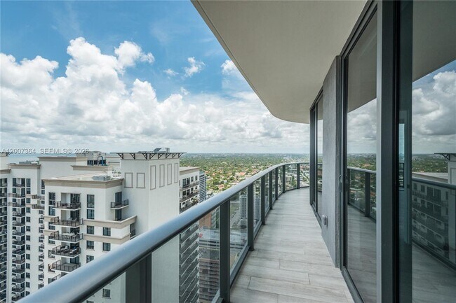 Foto del edificio - 55 SW 9th St