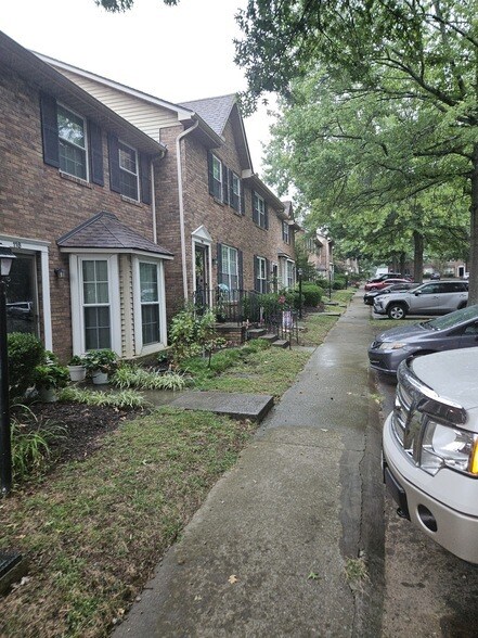 Foto del edificio - 117 McMurray Cir