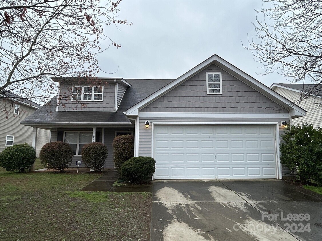 Primary Photo - 7011 Bullock Dr